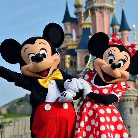 L'Olivier Centre Ville Parking Disneyland 4 Personnes Et 1 Bebe Bailly-Romainvilliers Exteriér fotografie