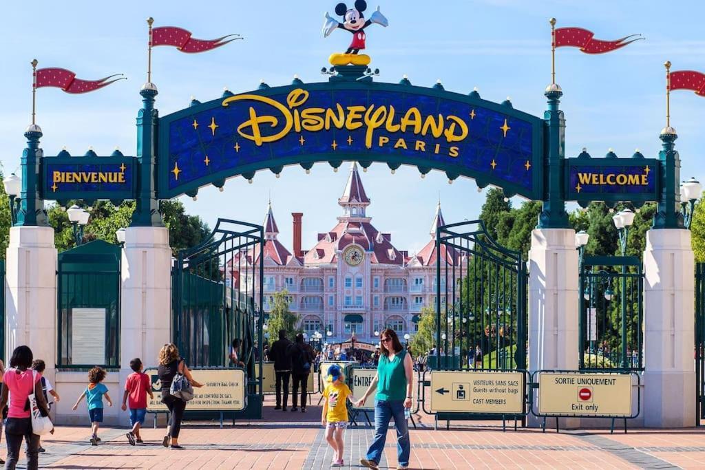 L'Olivier Centre Ville Parking Disneyland 4 Personnes Et 1 Bebe Bailly-Romainvilliers Exteriér fotografie